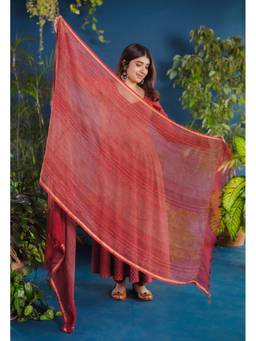 The Indian Ethnic Co. - Red Chevron Ajrakh Kota Doria Cotton Dupatta