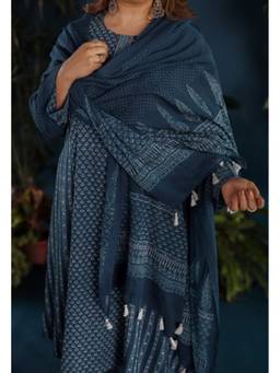 The Indian Ethnic Co. - Blue Butta Ajrakh Mul Cotton Dupatta