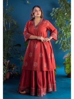 The Indian Ethnic Co. - Zeenat Red Ajrakh Cotton Straight Kurta