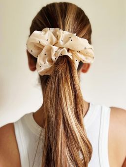 Pipa Bella by Nykaa Fashion - Everyday Essential White Polka Dot Scrunchie