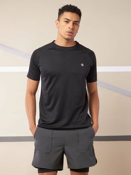 CULT - Athletes Performance Black Polyester T-Shirt