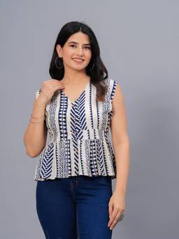 Stylum - Womens Geometric Printed Rayon Peplum Top