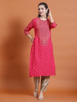 Shree - Women Rayon Fuchsia Pink Ornamental Print Kurta