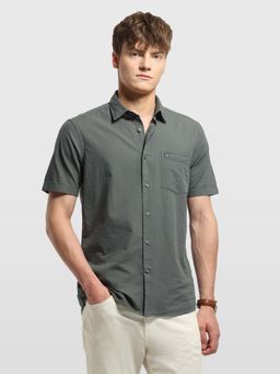 Arrow Sports - Green Men's Textured Sage and Sun Shirt