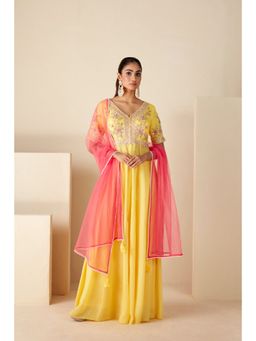 Suruchi Parakh - Womens Embroidered Kurta with Pant and Dupatta (Set of 3)