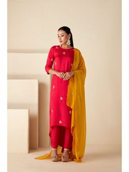 Suruchi Parakh - Womens Pink Embroidered Kurta with Pant and Dupatta (Set of 3)