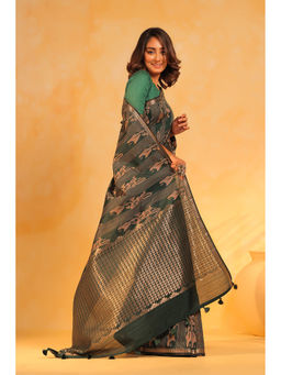 KAVVYA - Women Green Woven Saree