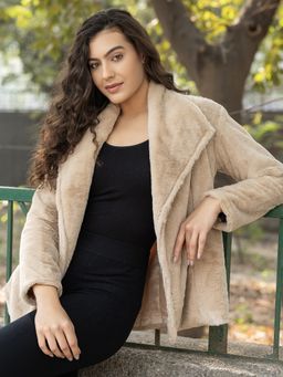 Mabish By Sonal Jain - Beige Short Fur With Collar Jacket