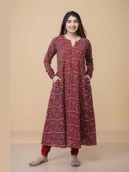 The Indian Ethnic Co. - Shinat Red Ajrakh Cotton Jhabba Kali Kurta