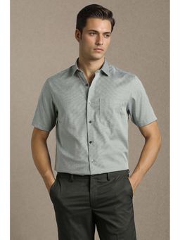 Louis Philippe - Men Grey Textured Half Sleeves Formal Shirt