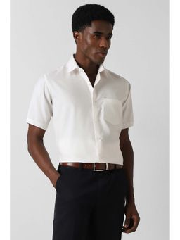 Van Heusen - Men White Textured Half Sleeves Formal Shirt