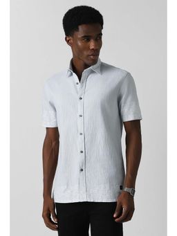 Van Heusen - Men Light Blue Relaxed Fit Textured Half Sleeves Casual Shirt