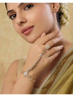 Indinoor - White Ohlirya Zircon Hand Harness