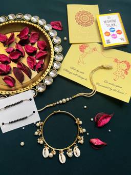 PAYA - Pearl Rakhi and Shell Bangle Lumba/Sister Rakhi and Dhaaga Combo