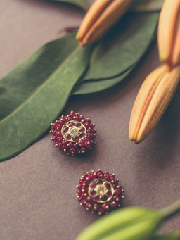 AAHARYA - pink flower Ridah Studs