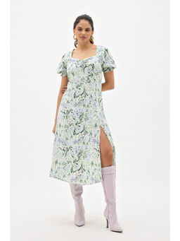 Virgio - Ayaat Dreamy Viscose Floral Dress With Sweetheart Neck