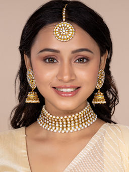 Peora - Kundan Pearl Choker Necklace with Earring Maang Tikka Set for Women