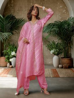 Gahan - Pink Stripes Straight Kurta with Pant & Dupatta