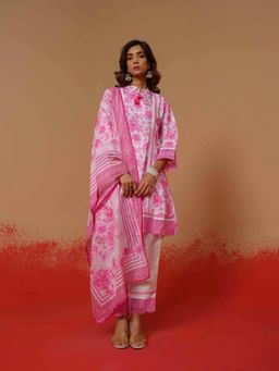 Gahan - Pink Floral Printed Linen Kurta & Pant with Dupatta