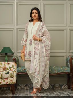 Gahan - Floral Printed Round Neck Pure Cotton Kurta and Pant & Dupatta