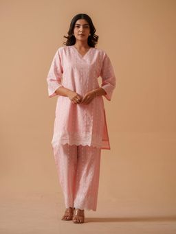 Gahan - Pink Embroidered V-Neck Pure Cotton Tunic with Palazzo