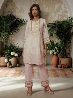 Gahan - Embroidered Round Neck Kurta with Pant
