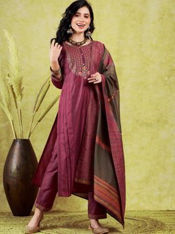 Gahan - Womens Zari Sequence Embroidered Pink Kurta with Pant and Katha Dupatta