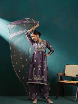 Gahan - Womens Embroidered Sequence Lavender Kurta with Palazzo and Dupatta
