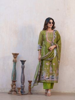 Gahan - Floral Printed Keyhole Neck Muslin Straight Kurta with Pant & Dupatta