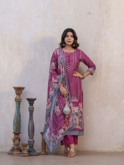 Gahan - Purple Floral Printed Straight Kurta with Pant & Dupatta