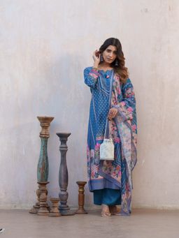 Gahan - Purple Floral Printed Straight Kurta with Pant & Dupatta