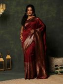 Maroon color option, Currently selected
