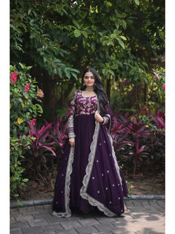 JATRIQQ - Wine Floral Maxi Gown and Dupatta (Set of 2)