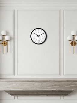 Spaces Unhooked - Premium 24-Hour Silent Sweep Designer Wall Clock Black Round Bedroom & Office