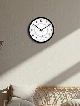 Spaces Unhooked - Halftone Stipple Orbit Silent Sweep Noiseless Wall Clock Black Round