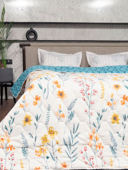 Urban Space - Comforters For Double Bed 200 Gsm Reversible Printed Ac Blanket White (Queen)