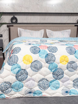 Urban Space - Comforters For Double Bed 200 Gsm Reversible Printed Ac Blanket White (Queen)