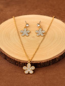 JEWELZ - Gold-Tone Floral Pendant Necklace and Matching Earrings Set