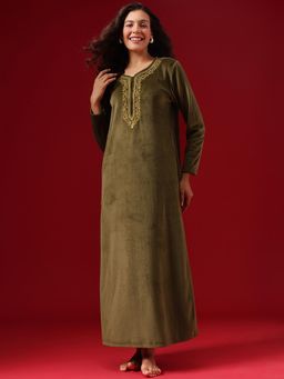 Clovia - Women's Velour Long Nighty