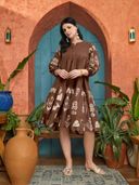 Brown color option