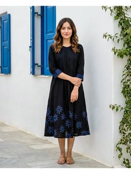 Missprint - Black Flower Printed Round-Neck Cotton Dress