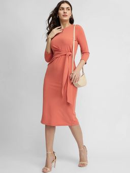 FABLE STREET - Stretchable Tie-Up Dress - Peach