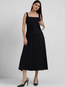 FableStreet - Fit And Flare Dress - Black