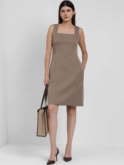 FableStreet - Shift Dress - Brown