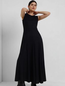 FableStreet - Fit And Flare Dress - Black