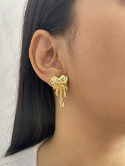 ISHKAARA - Gold Heart Drip Earrings