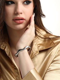 Sohi - Women The Ondra Kada - Metallic Silver