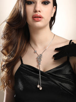 Sohi - Women Crystal Silver White The Flora Negligee Necklace