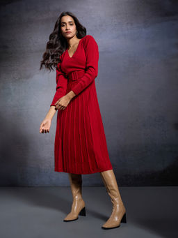 RSVP by Nykaa Fashion - Red Textured V Neck Fit and Flare Midi Dress with Belt (Set of 2)