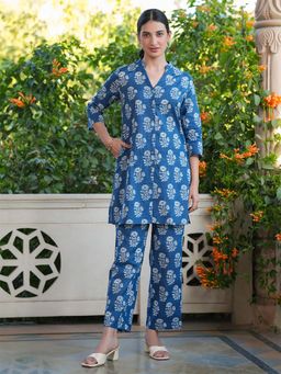 Janasya - Women Indigo Printed Co-Ord (Set of 2)